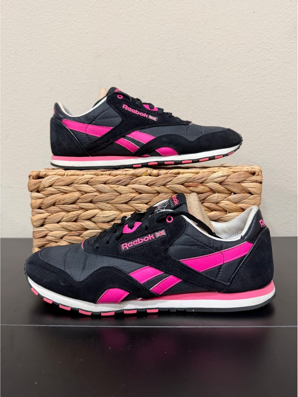 Size 9 - Reebok Women’s Classic Nylon “Black Pink”